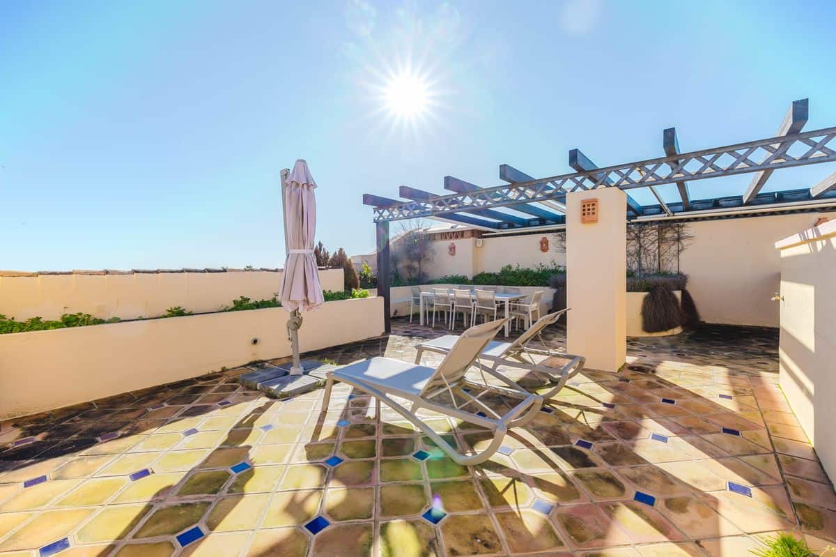 Beachfront Penthouse in Costalita