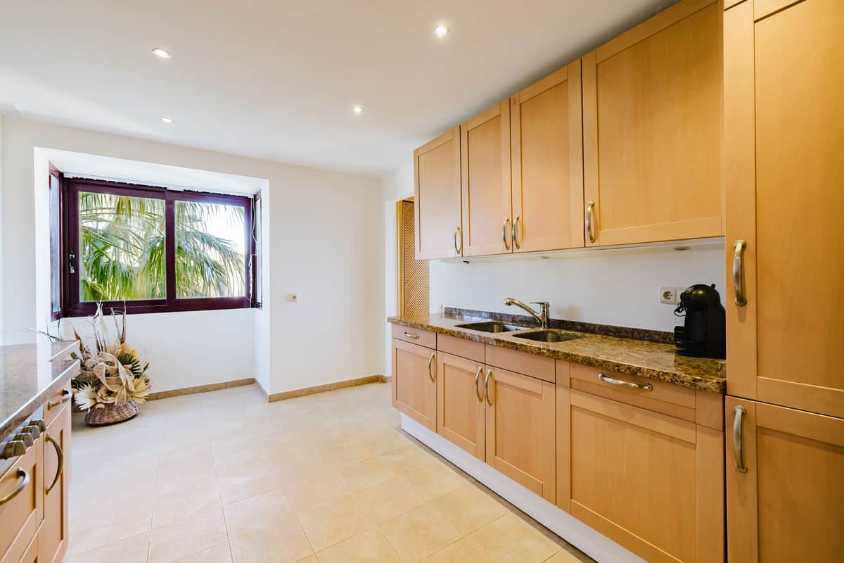 Beachfront Penthouse in Costalita