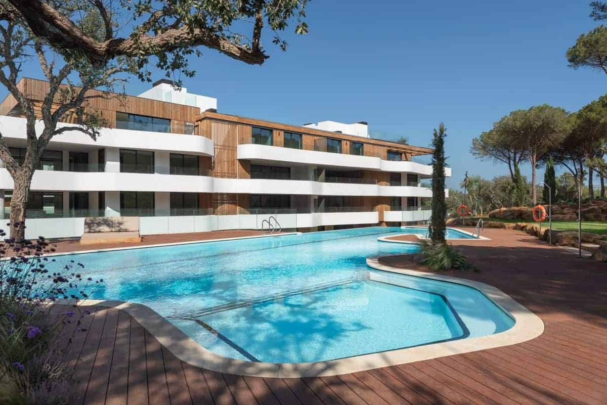 Corner Apartment with Private Garden in Sotogrande