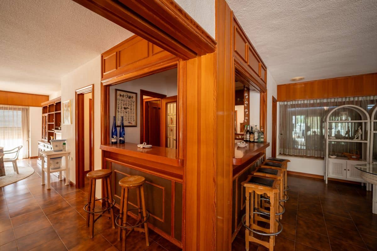 Sierra Escalona Private Estate
