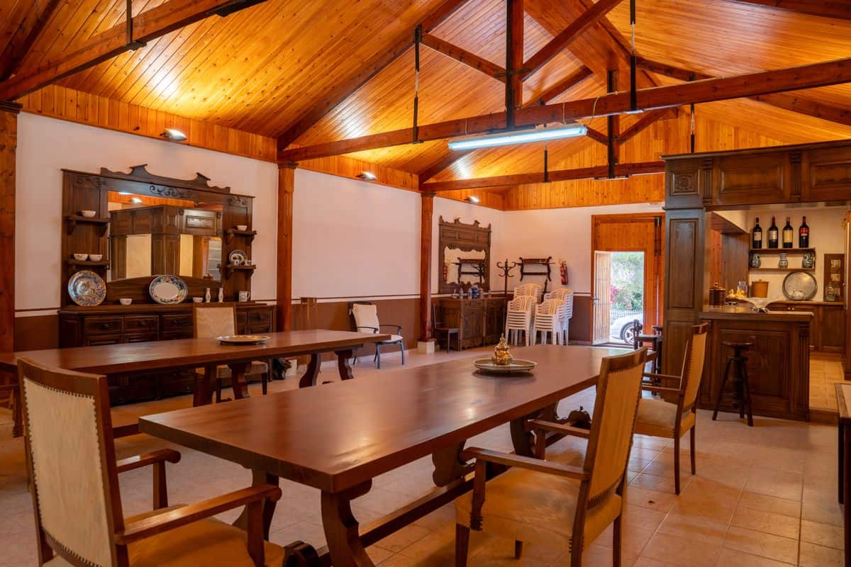 Sierra Escalona Private Estate