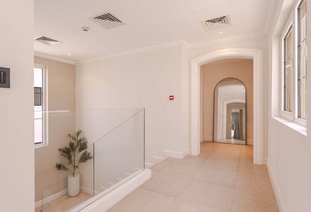 Furnished Golf Course Villa in Lime Tree Valley