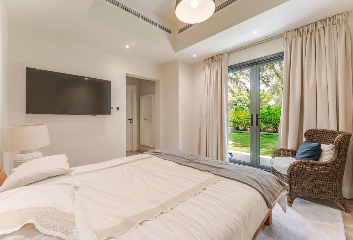 Extended Golf Course Villa in Esmeralda