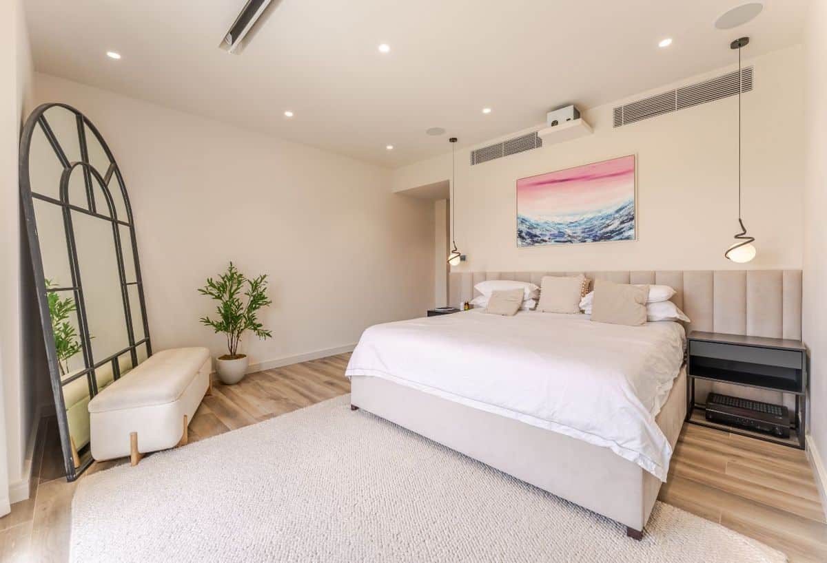 Extended Golf Course Villa in Esmeralda