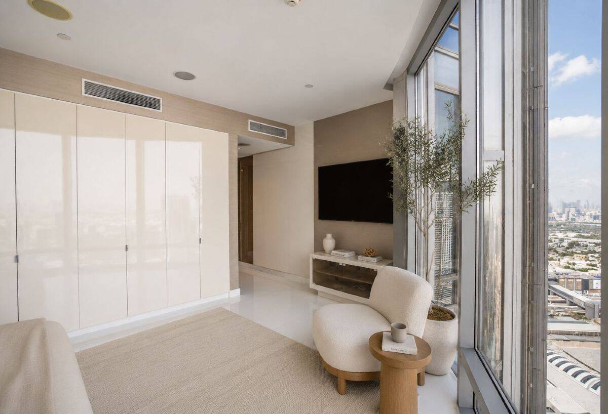 Burj Khalifa Apartment