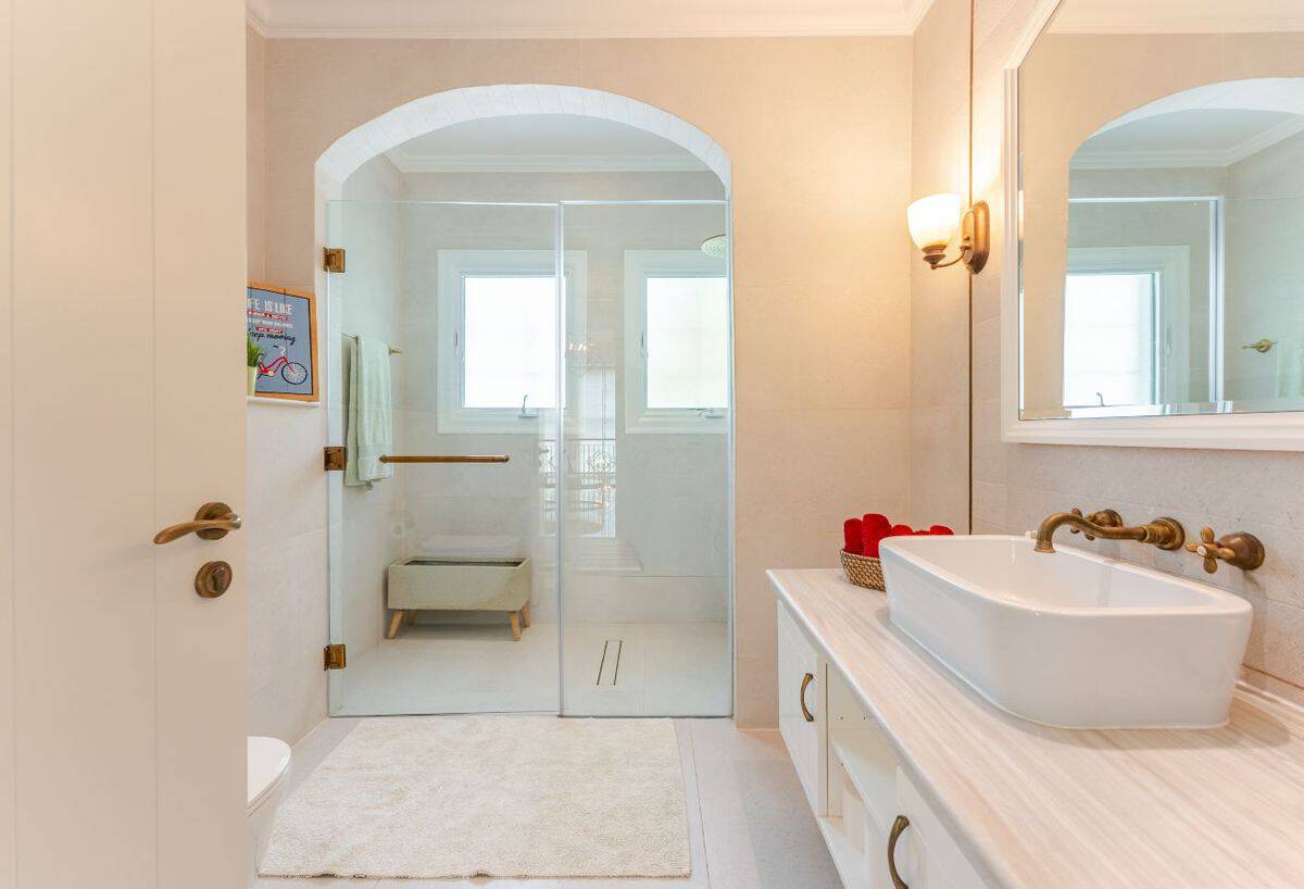 Villa Turnberry Ristrutturata a Flame Tree Ridge
