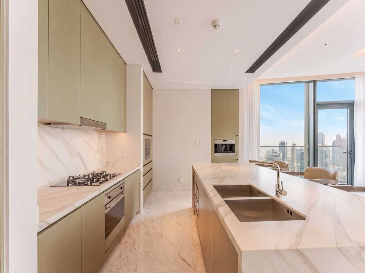 Interior-Designed Penthouse in IL Primo