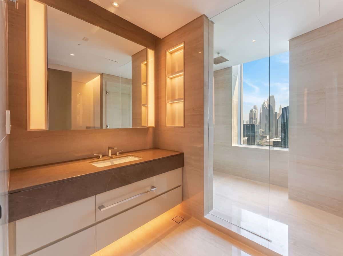 Interior-Designed Penthouse in IL Primo