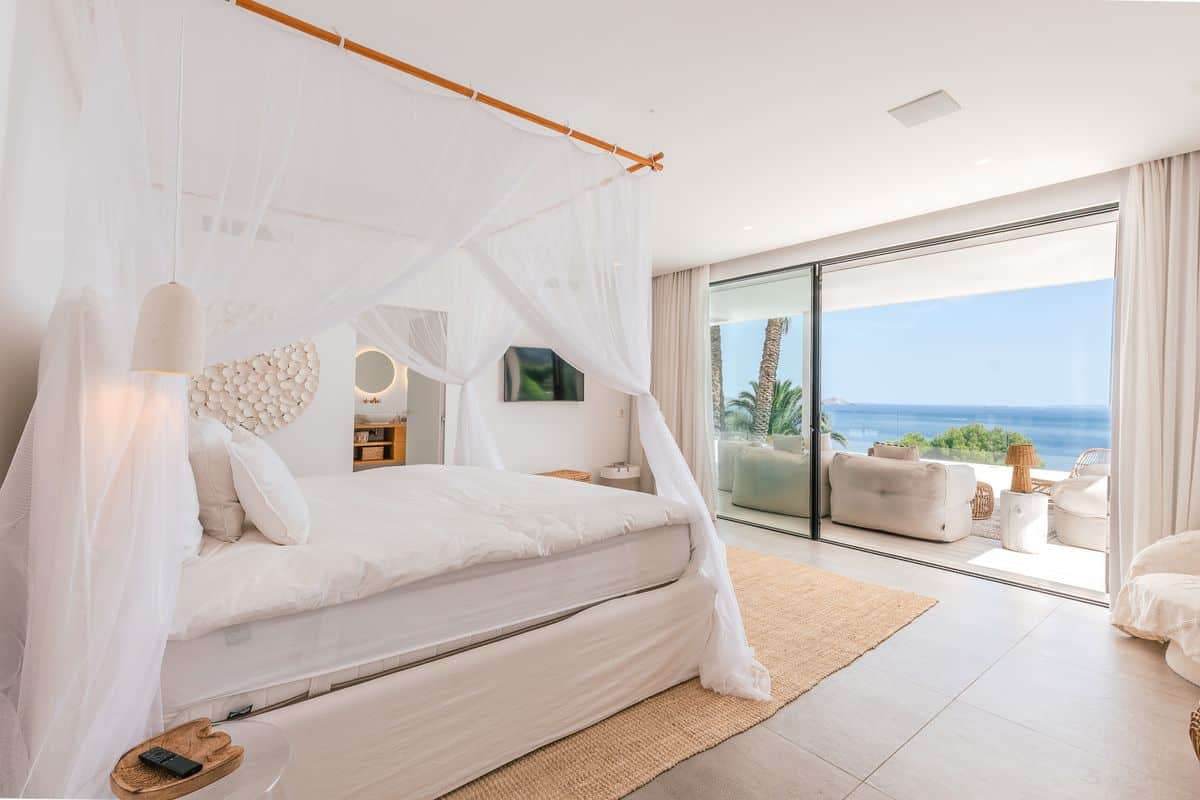 Villa con vistas al mar en Es Cubells