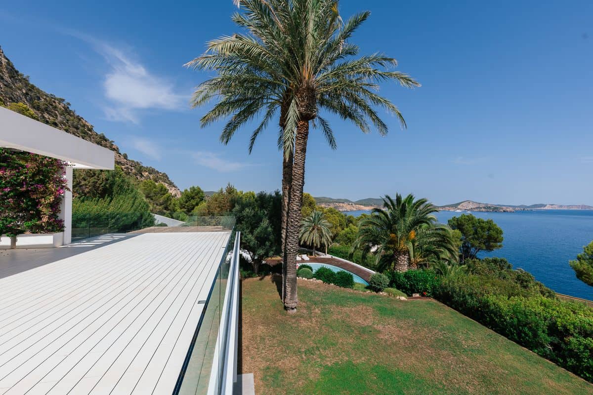 Villa con vistas al mar en Es Cubells