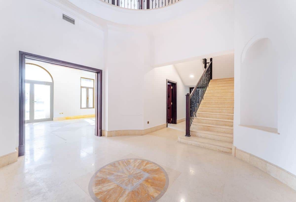 Villa con jardín con acceso privado a la playa