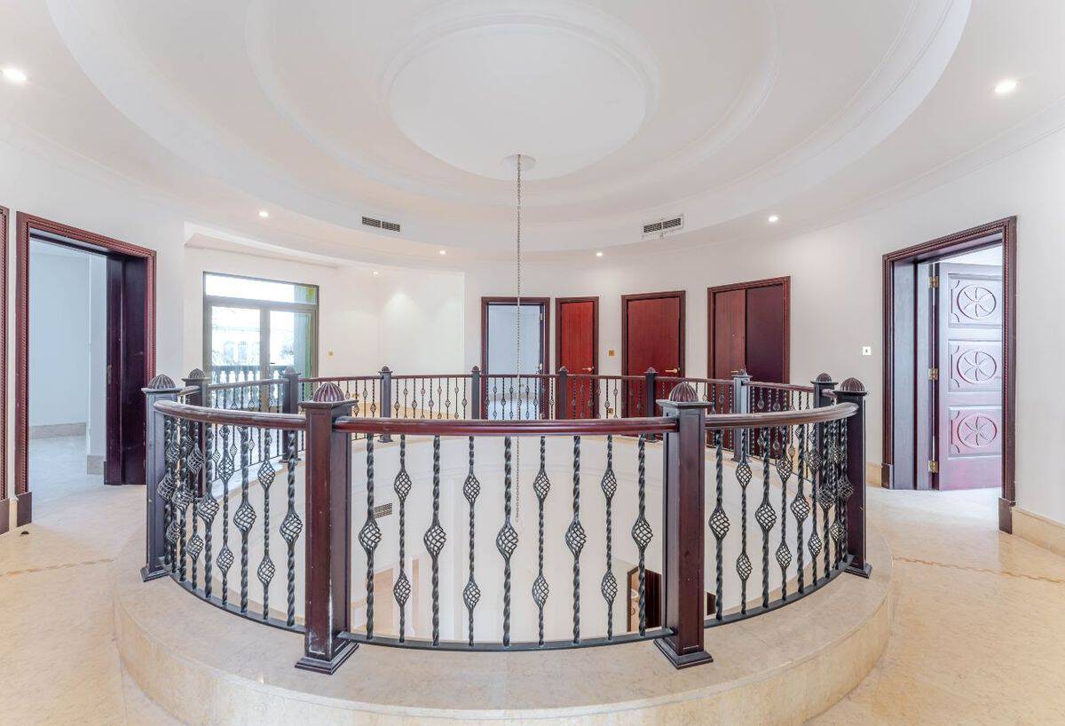 Villa con jardín con acceso privado a la playa