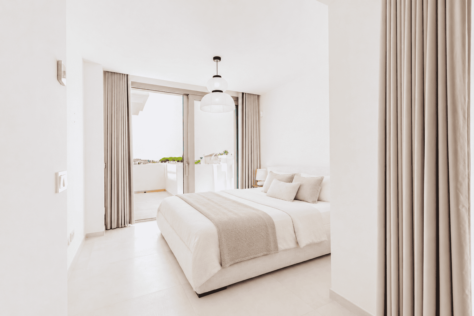 Sea-View Apartment in Los Naranjos