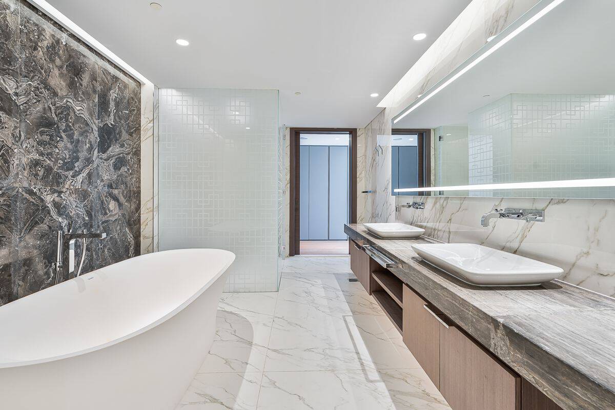 W Residences Palm Jumeirah Garden Residence
