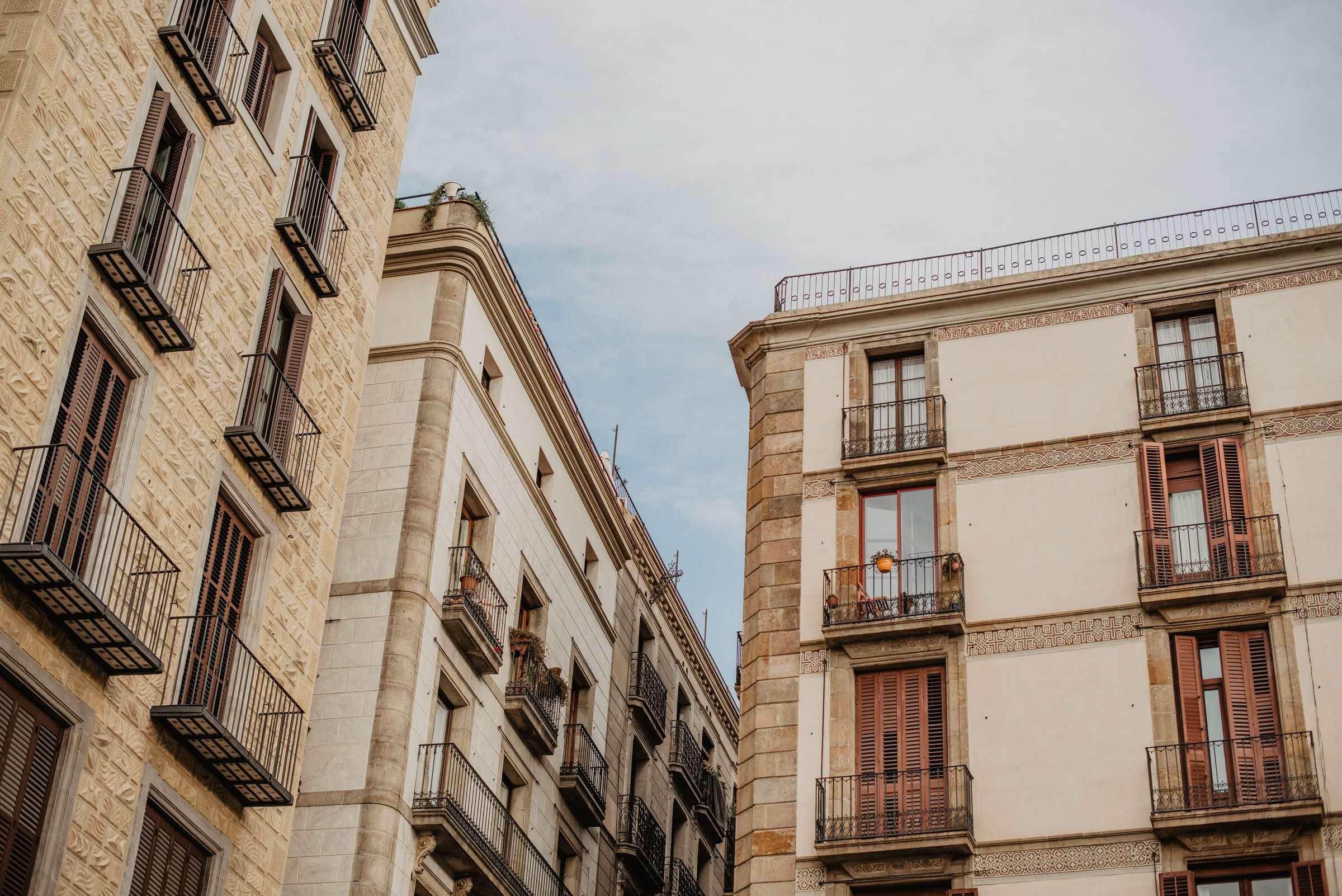 Cómo comprar un apartamento de lujo en Barcelona si eres no residente