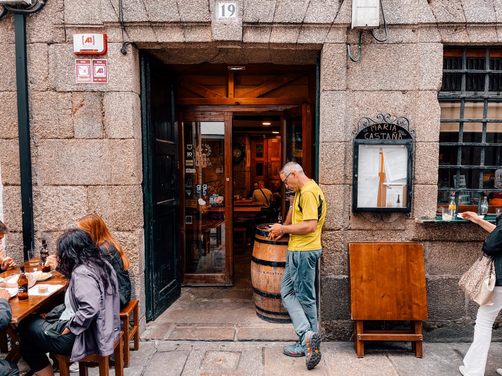 The exterior facade of Restaurant Maria Castana, Santiago de Compostela