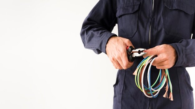 installazione di un salvavita per la casa cavi elettrici