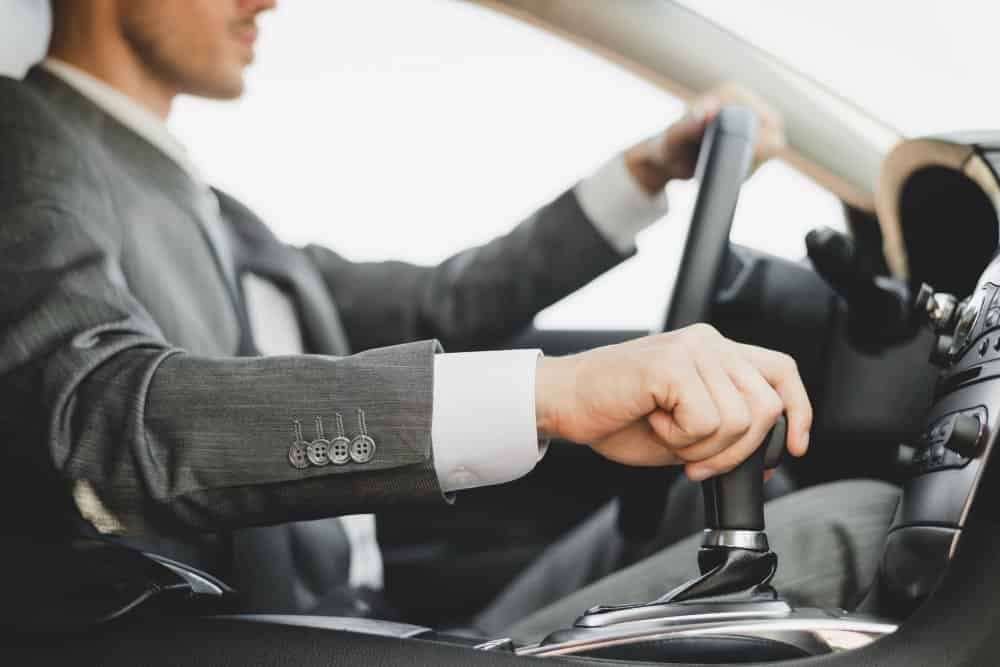 Moving Class Limousine l’autista Privato NCC a Milano
