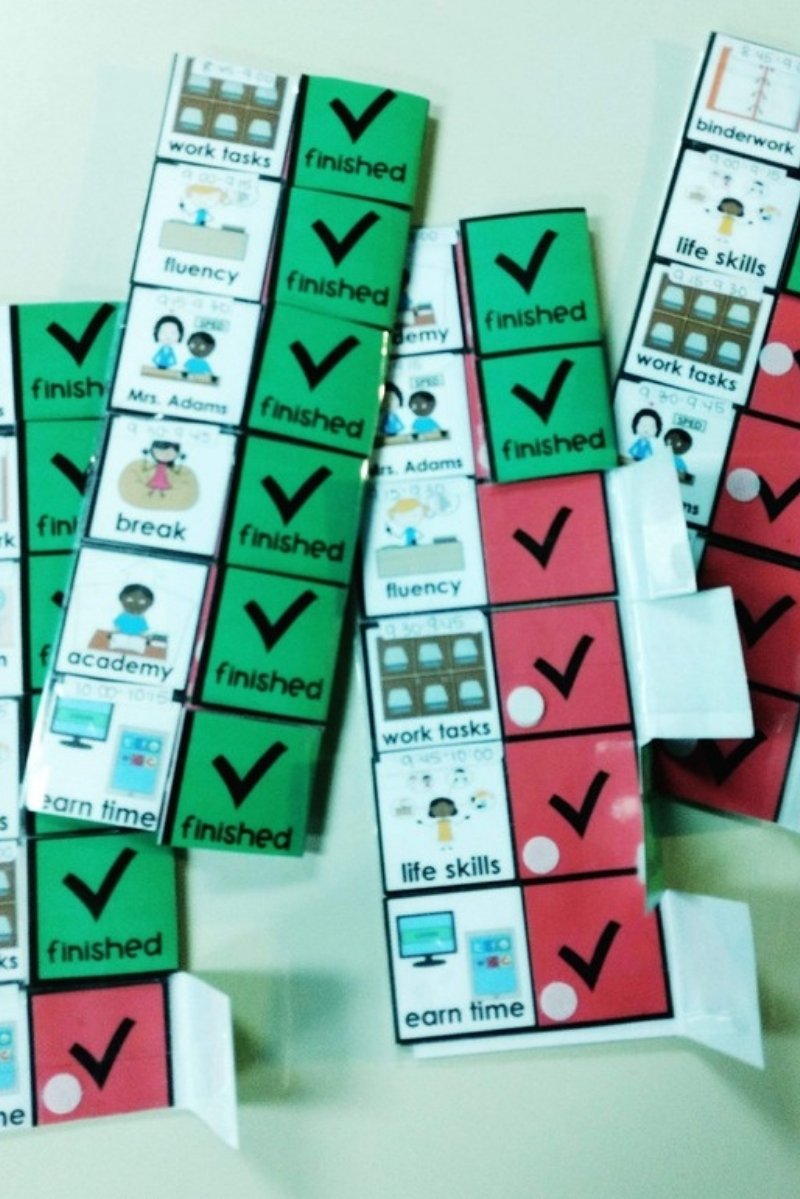 Student check-in schedules with finished checkmarks