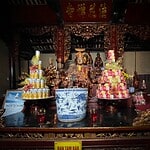 寺廟祭壇與供品陳設意象