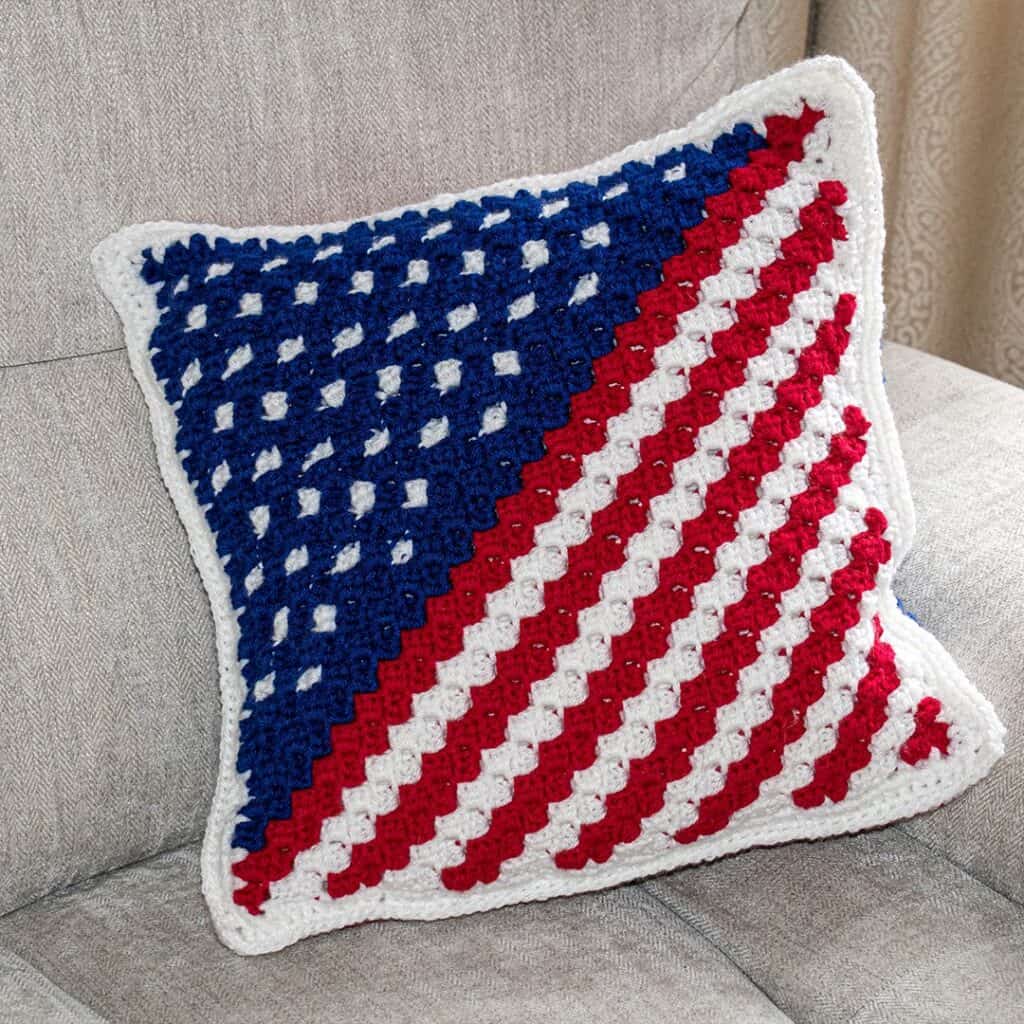 4TH OF JULY THROW PILLOW PATTERN CROCHET ALONG BY JUNIPER AND OAKES