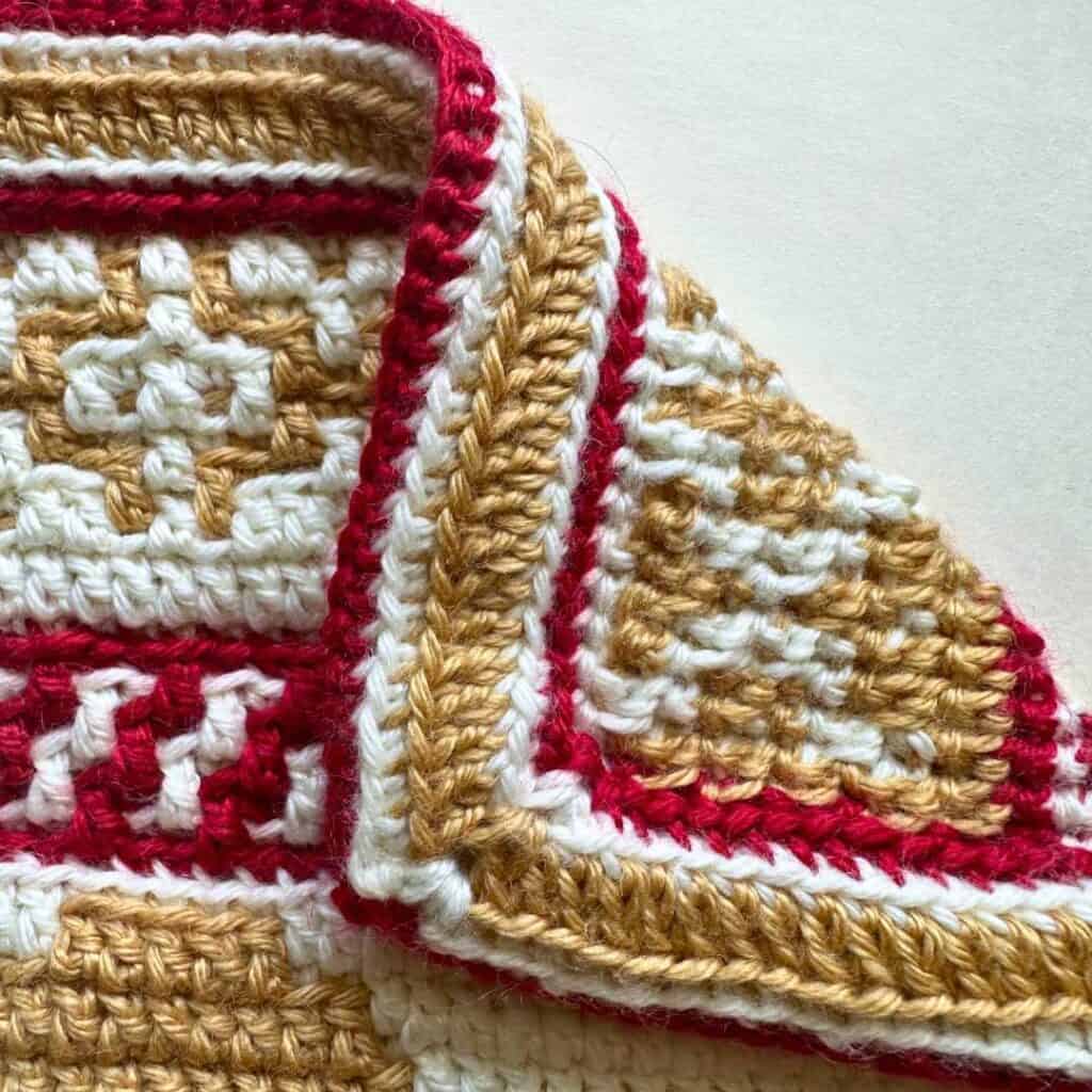 Mosaic Gingerbread Blanket CAL - Border Folded
