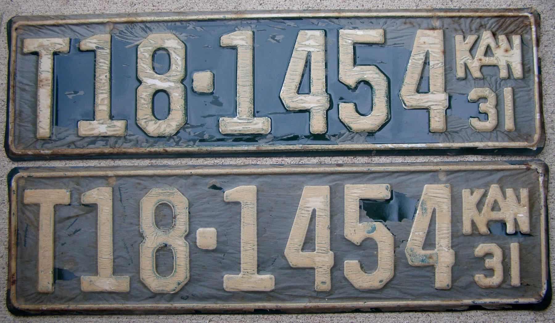 Kansas 1931 truck license plate pair Dickinson county #T18-1454