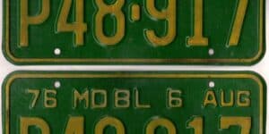 Missouri 1976 truck license plate pair #P48-917