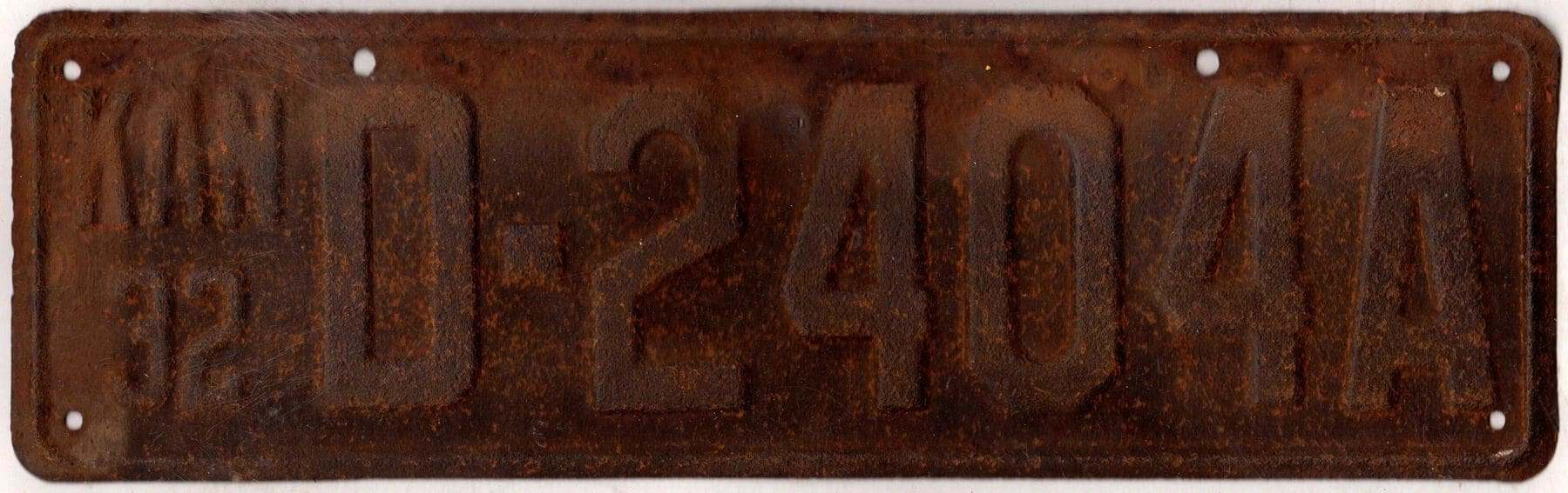 Kansas 1932 dealer license plate #D-2404-A