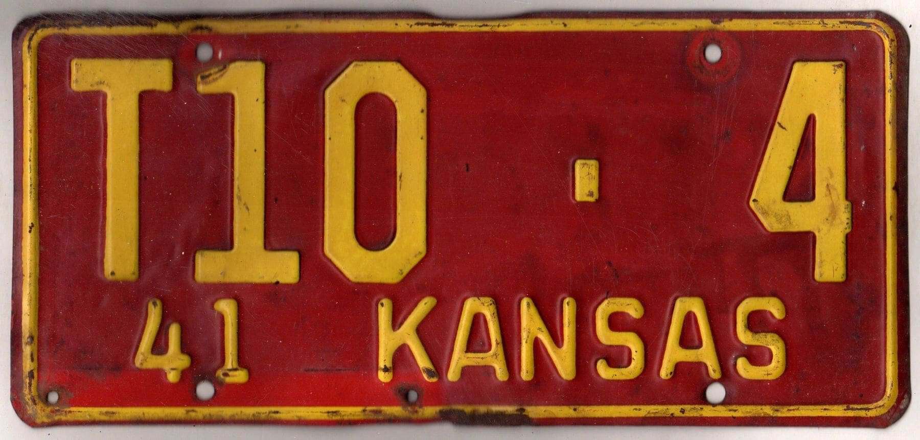 Kansas 1941 truck license plate Cherokee county #T10-4