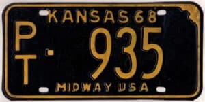 Kansas 1968 car license plate Pottawatomie county #PT-935