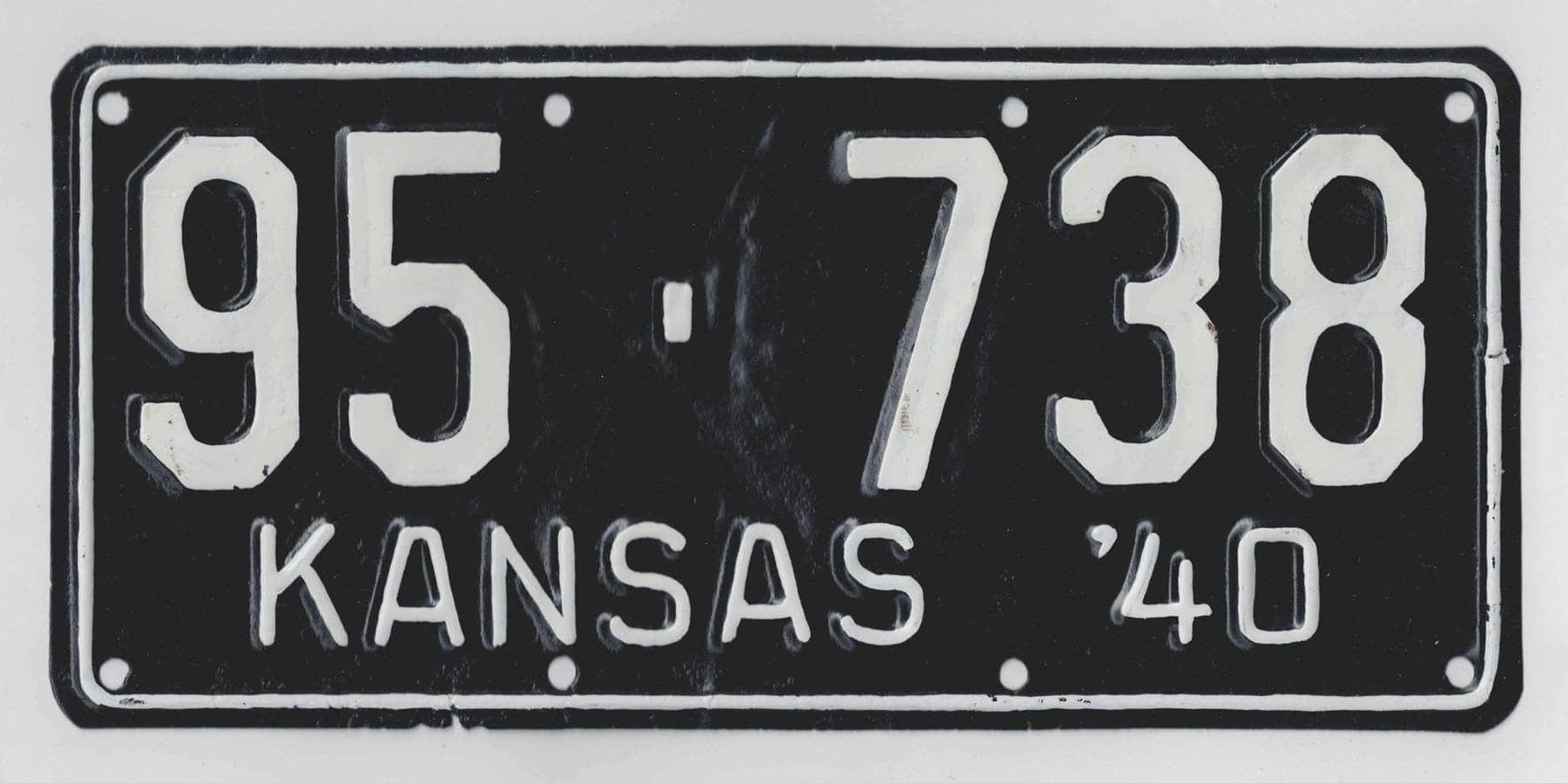 Kansas 1940 car license plate Logan county #95-738