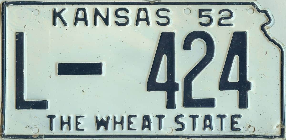 Kansas 1952 Lost car license plate #L-424