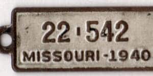 Missouri 1940 B. F. Goodrich keychain license plate #22-542