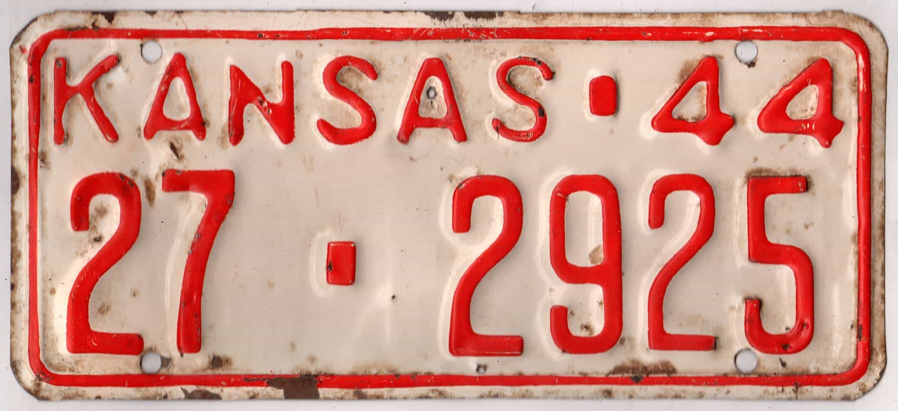 Kansas 1944 car license plate Wilson county #17-2925