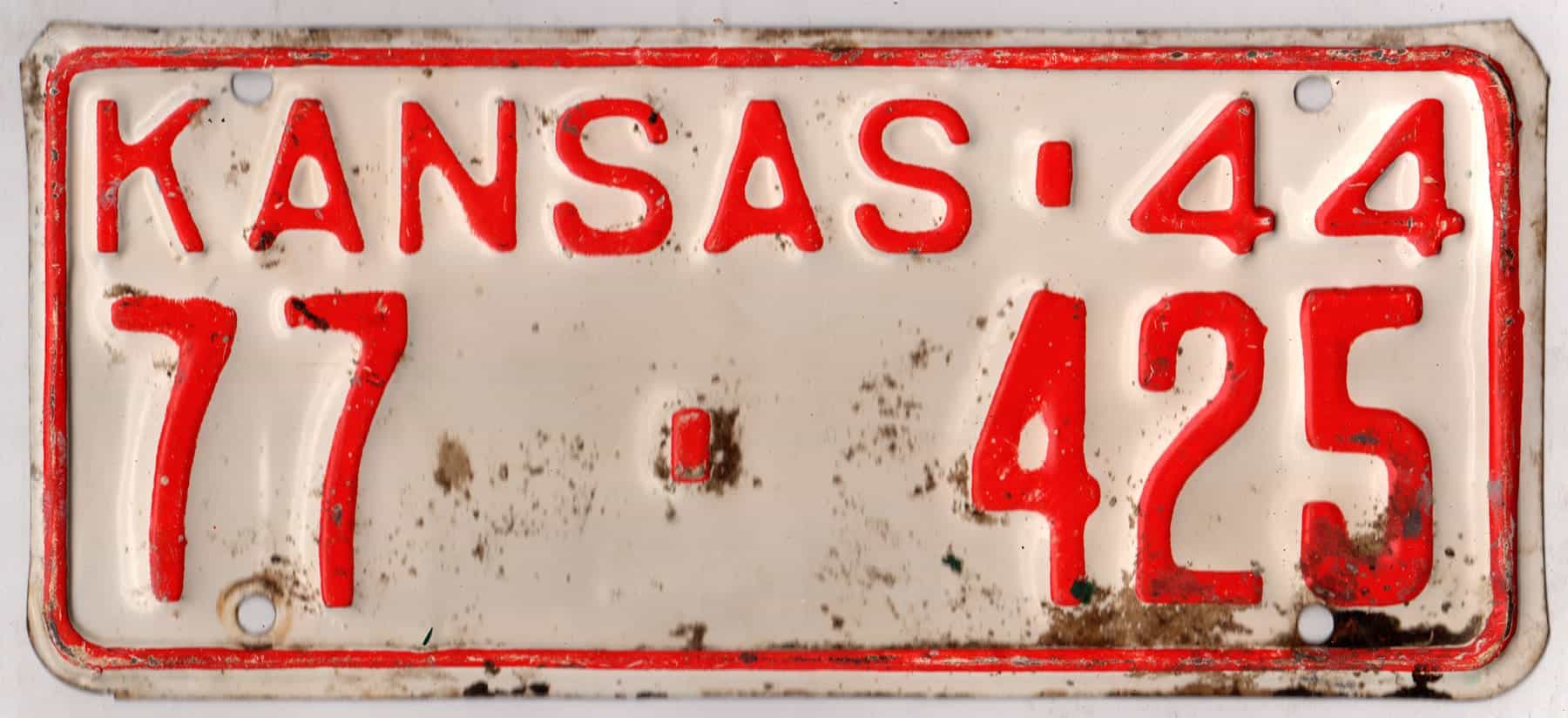 Kansas 1944 car license plate Rawlins county #77-425