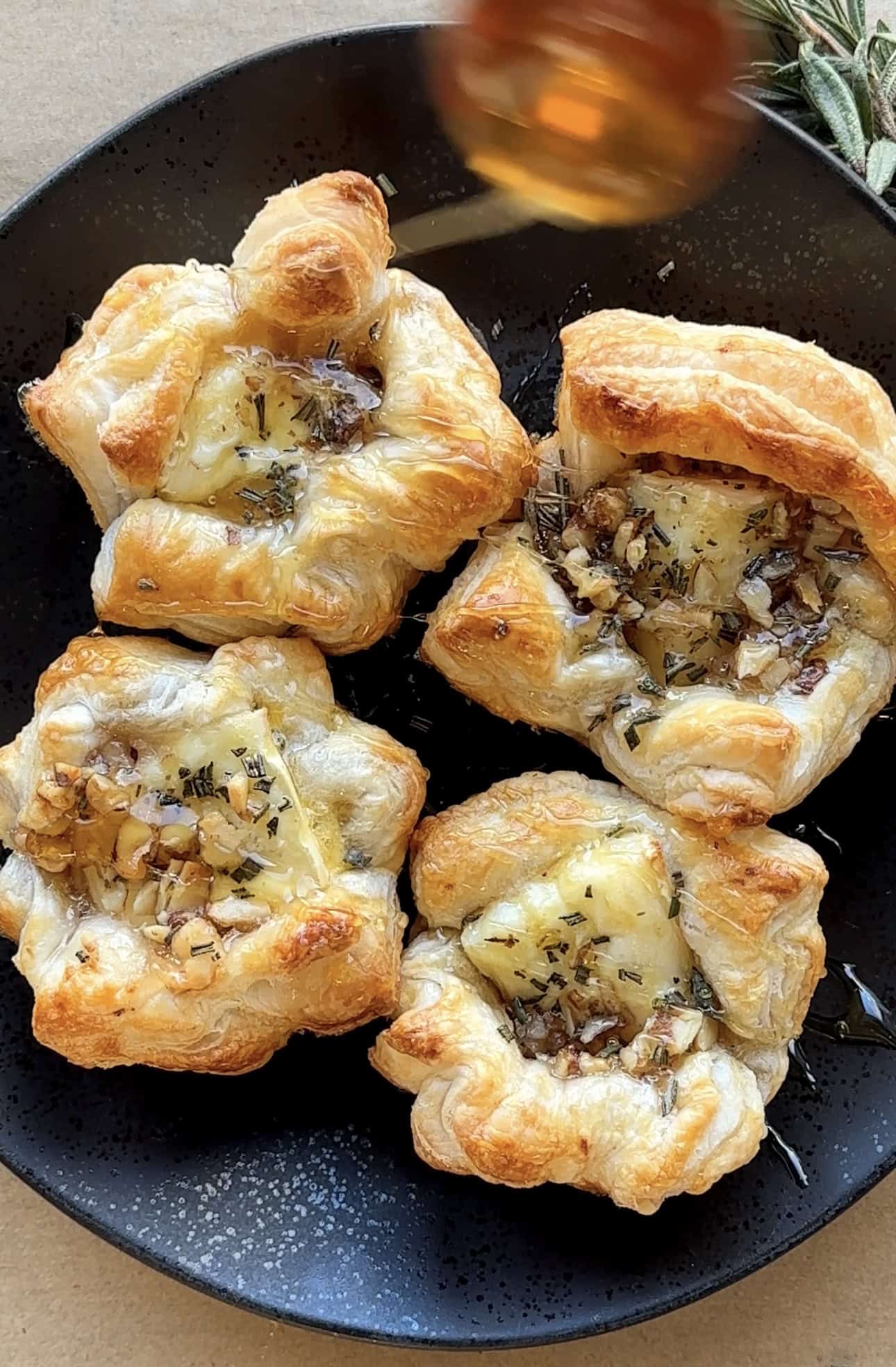 Brie and Fig Jam Puff Pastry Bites- Easy Appetizer Recipe