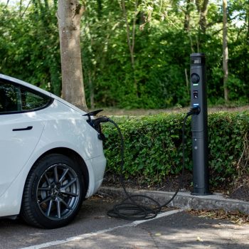 ratio-ev-charging-imgZcGytqKM-unsplash