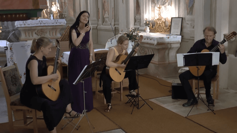 Villa Sevilla – Spanyol zenei est
