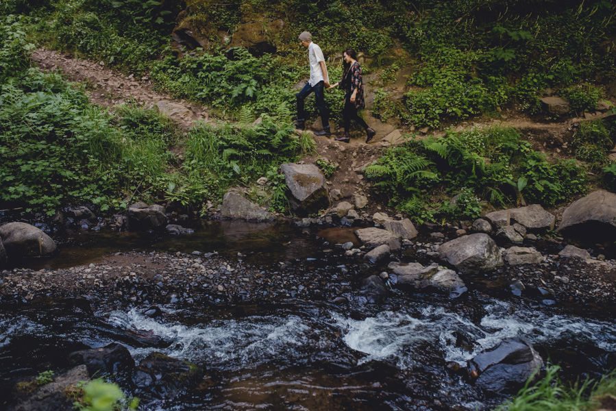 An engagement session at Latourell Falls in the Columbia River Gorge.