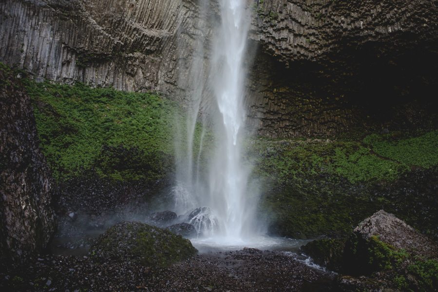 An engagement session at Latourell Falls in the Columbia River Gorge.