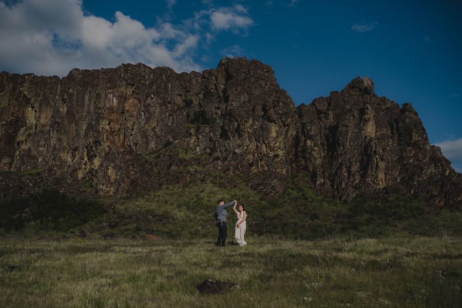 Horsethief Butte Columbia River Gorge Engagement Session 126