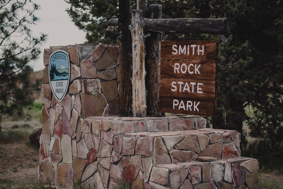 smith rock engagement session photography 001