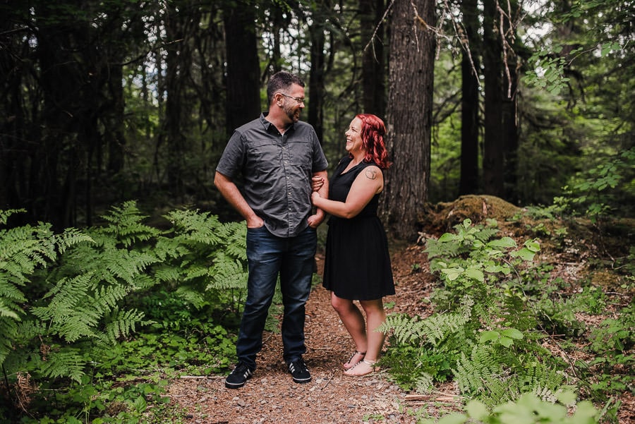Clackamas River Engagement Photography 002