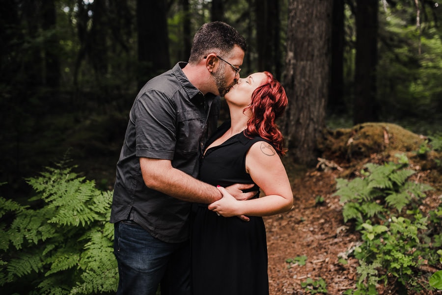 Clackamas River Engagement Photography 004