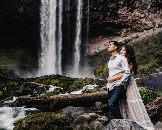 Tamanawas Falls Engagement Photography 001