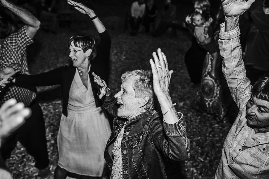 Roshambo Art Farm Wedding Photograpyhy