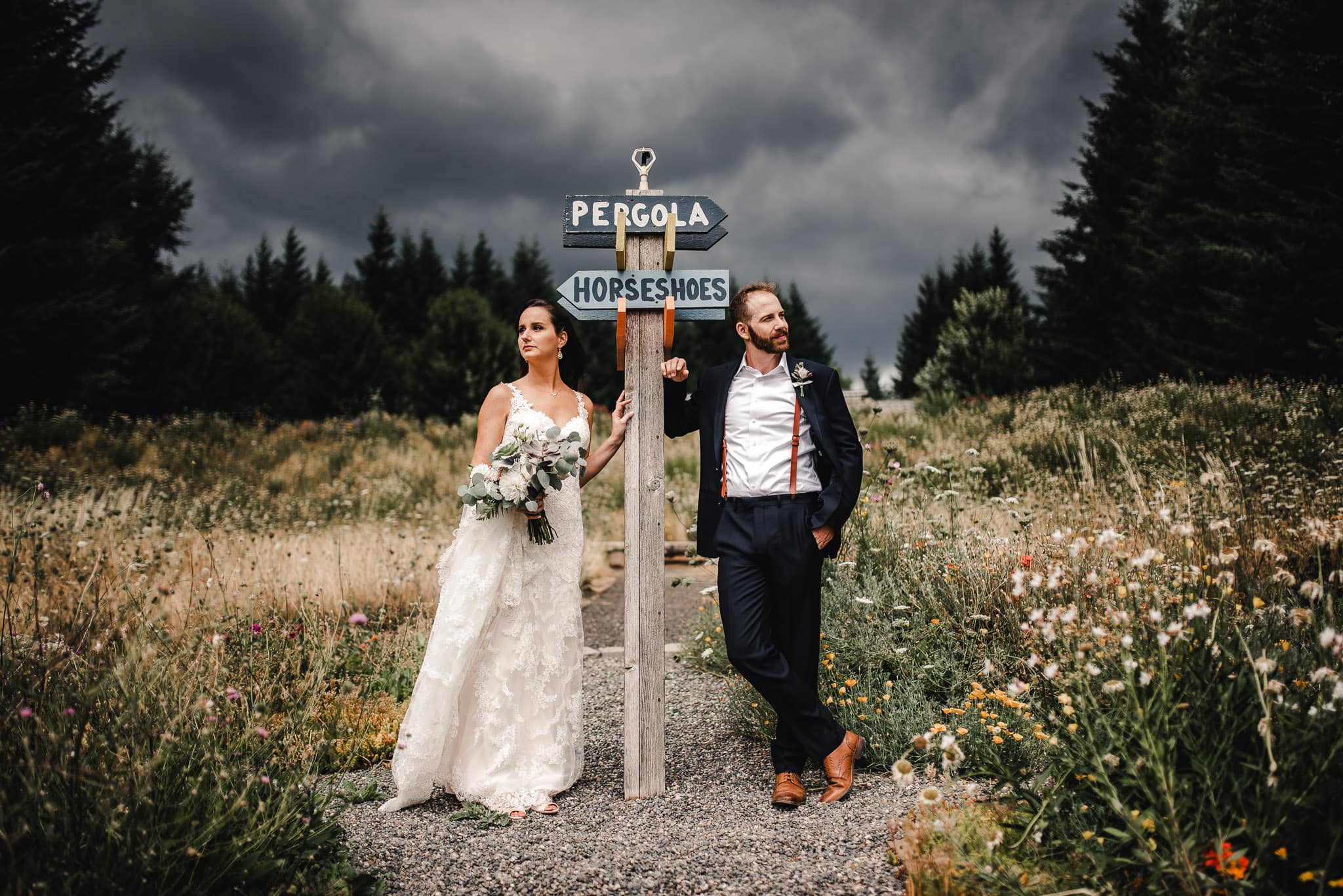 Columbia River Gorge Wedding Photographer 001