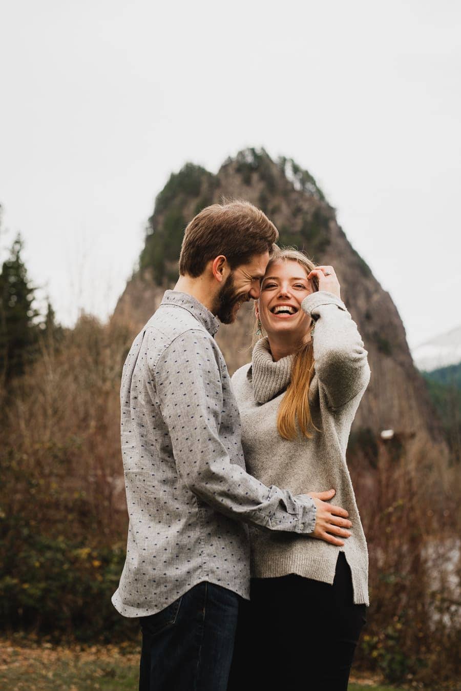 Beacon Rock Cape Horn Engagement Photography 008