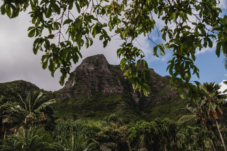 Oahu Hawaii Destination Wedding Photography 001